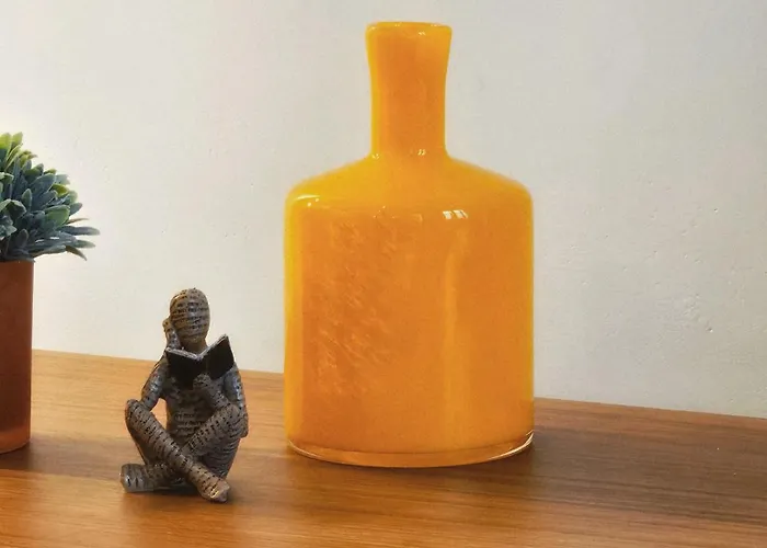 Flores'old Town - Elegant With Roomy Patio