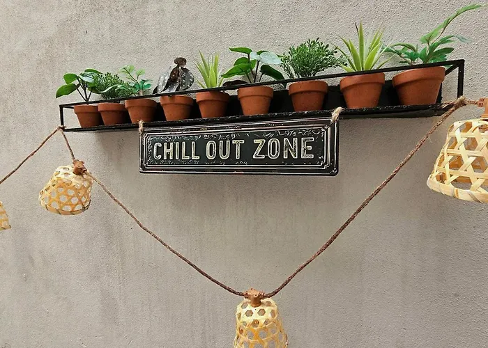 Flores'old Town - Elegant With Roomy Patio Lägenhet *