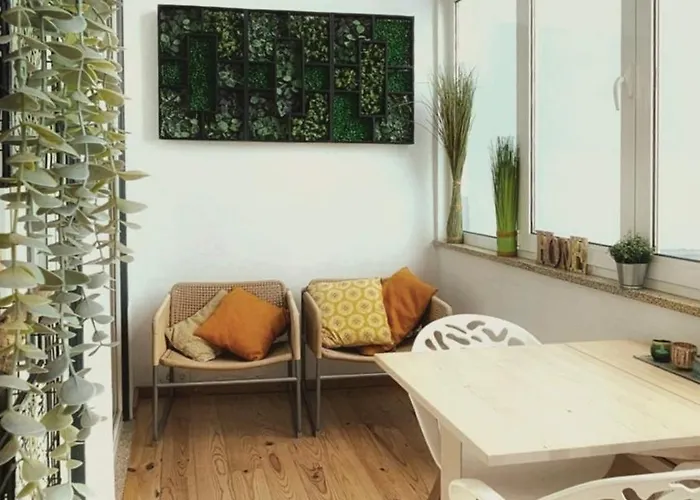 Flores'old Town - Elegant With Roomy Patio Daire *