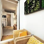 Apartment Flores'old Town - Elegant With Roomy Patio