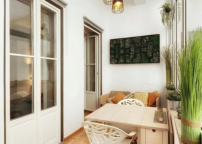 Lejlighed Flores'old Town - Elegant With Roomy Patio